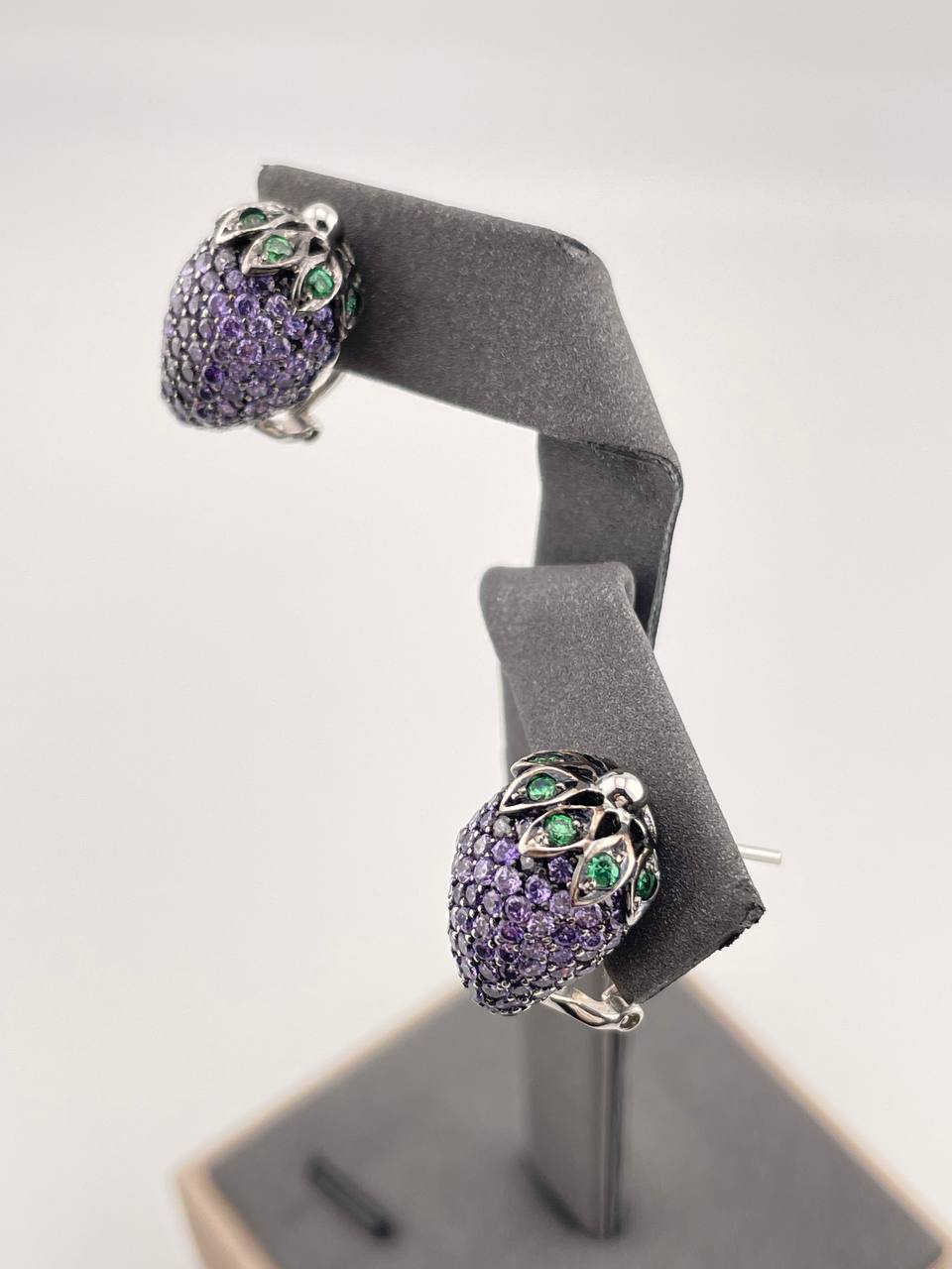 photo_5447386195403936273_y (1)