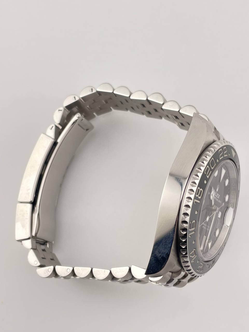 photo_5363925231266895804_y