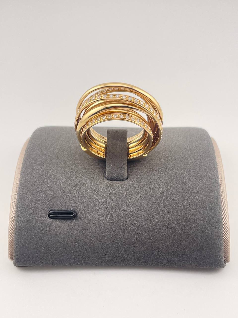 photo_5388925342543713385_y