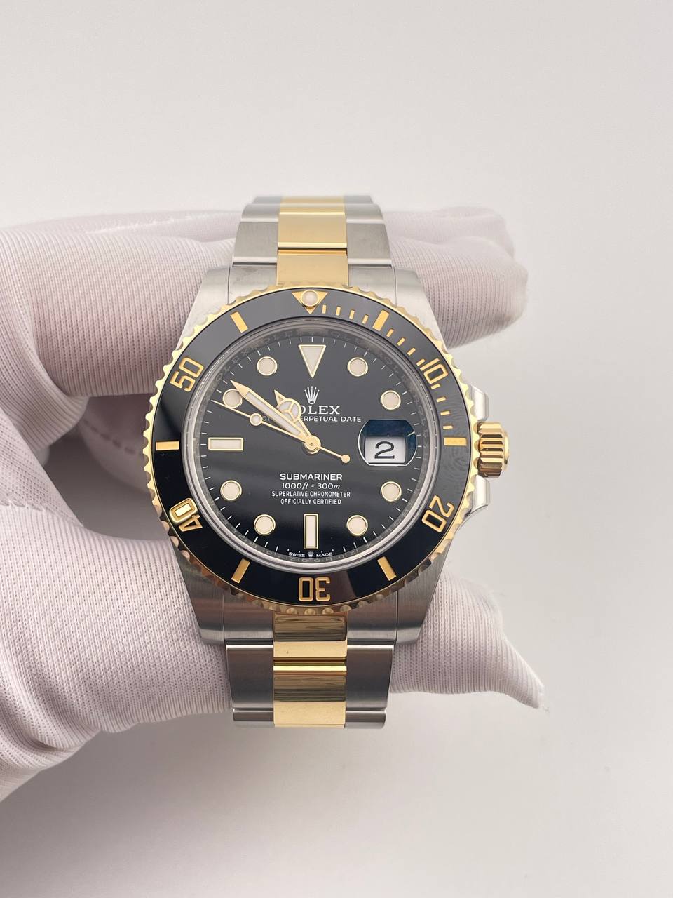 photo_5388925342543713455_y