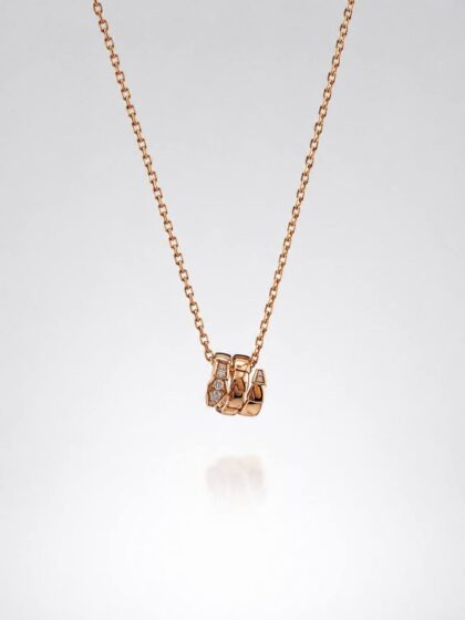 Колье Bvlgari Serpenti